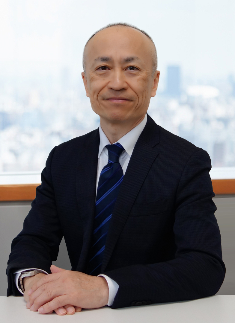 取締役社長　岡本忍の写真とメッセージ